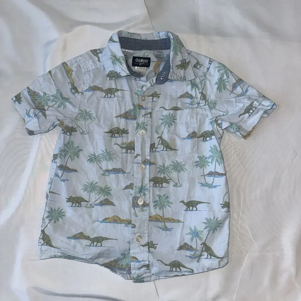 Oshkosh Size 6 Boys Short Sleeve Button Down Light Blue Dinosaur Print Green